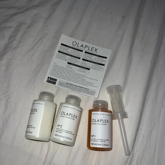 OLAPLEX Traveling Stylist Kit - Picture 4 of 9